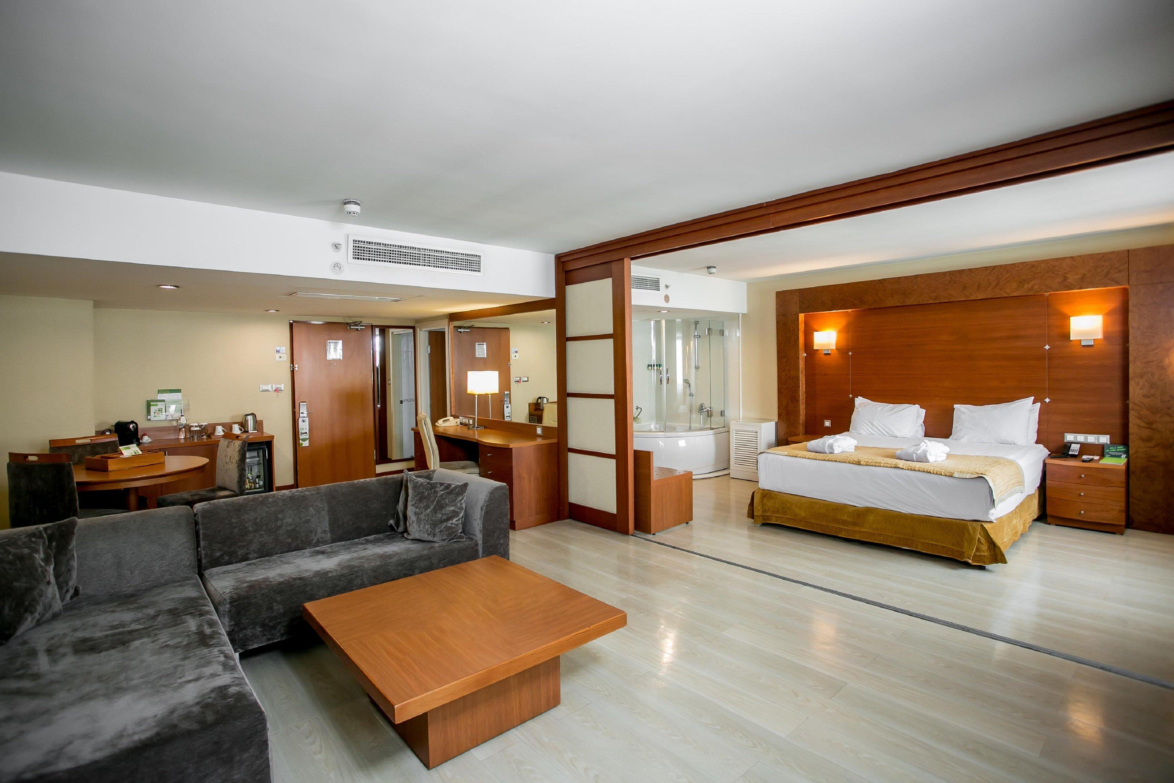 Holiday Inn Istanbul City By Ihg Bagian luar foto Suite