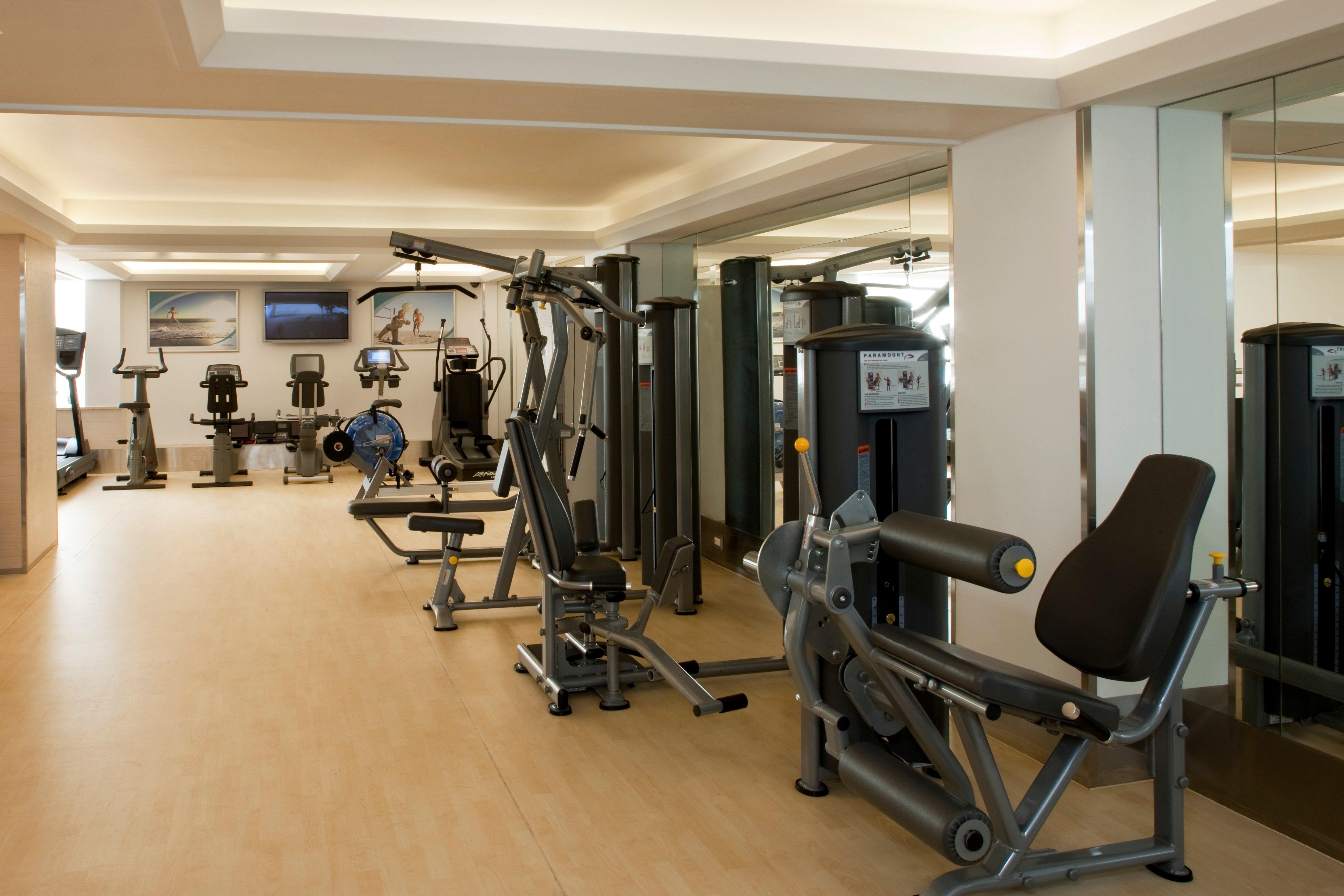 Holiday Inn Istanbul City By Ihg Bagian luar foto The gym at the hotel